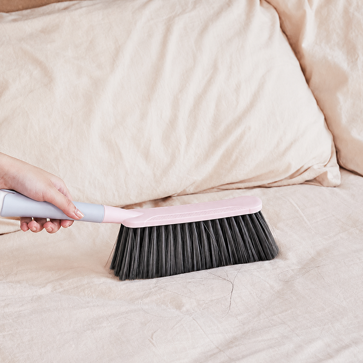 5-Pack Long Handle Bed Dust Brush for Beds, Sofas & Pet Hair